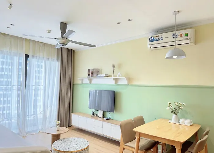 Bay Garden Aurora 3*